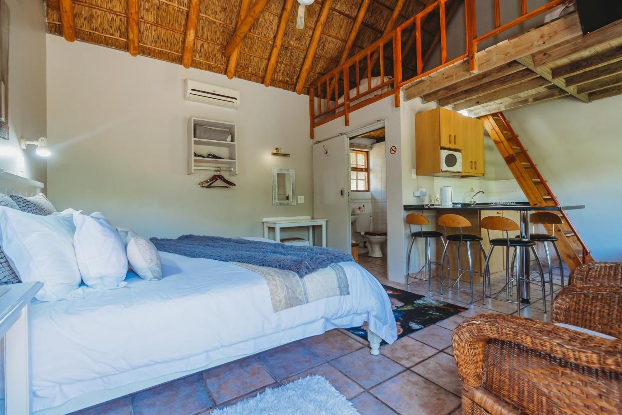 De Poort Country Lodge Oudtshoorn Kamer foto