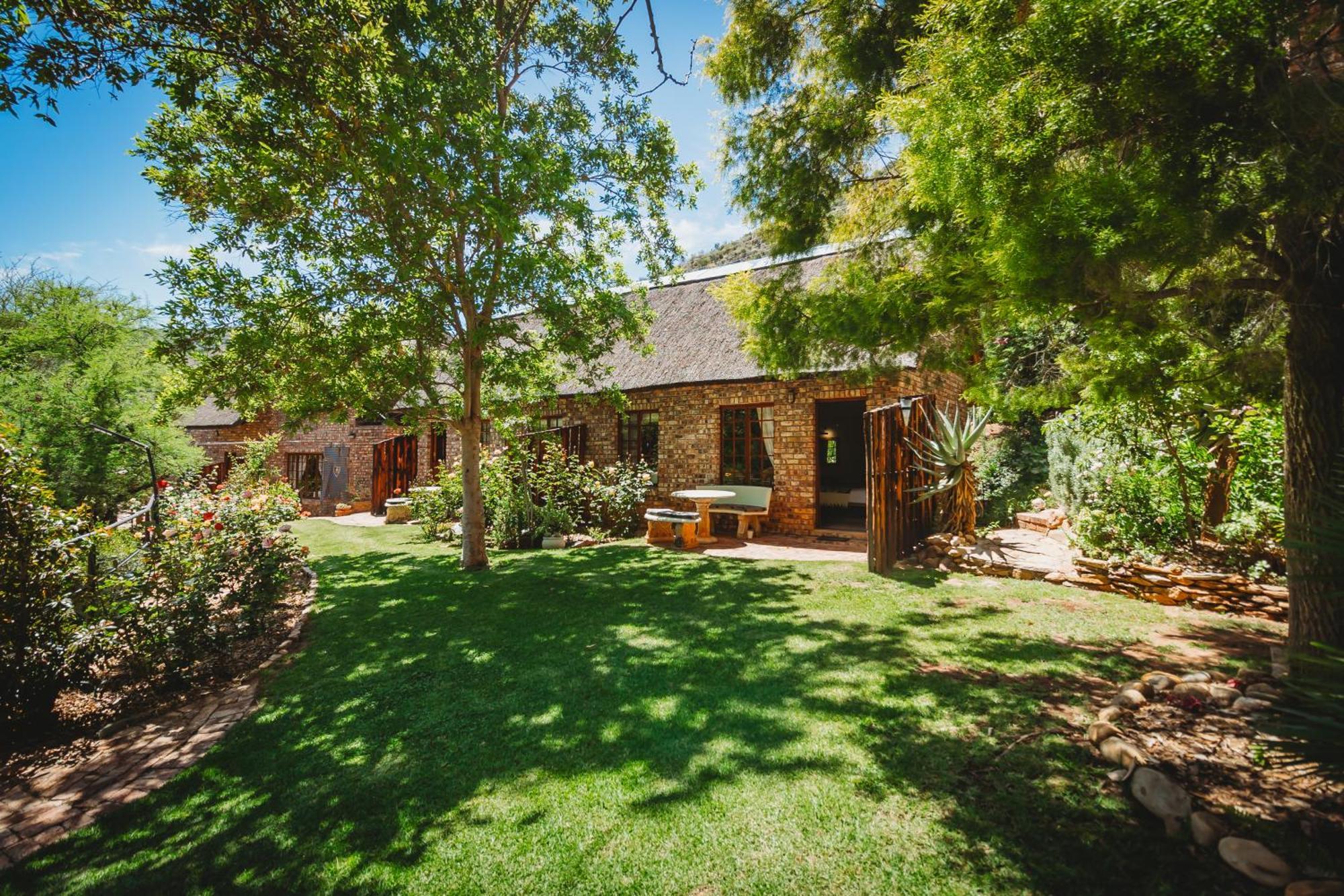 De Poort Country Lodge Oudtshoorn Buitenkant foto